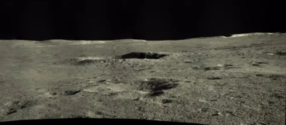 "Юйту-2". 12-й лунный день. Большой южный кратер -- несбывшаяся мечта планетологов.