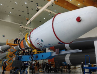 На Восточном собрали ракету «Союз-2.1б» для запуска гидрометеорологического спутника «Метеор-М» № 2-3