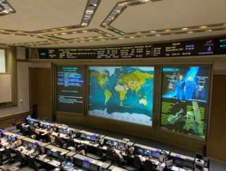 Состоялся выход в открытый космос.
