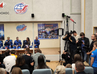 Предполетная пресс-конференция экипажа корабля «Союз МС-24»