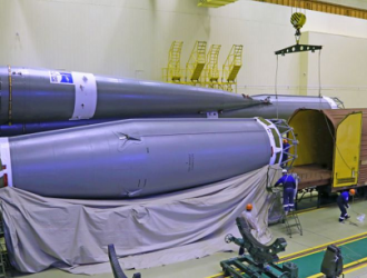 На Байконур доставлена ракета-носитель «Союз-2.1б»