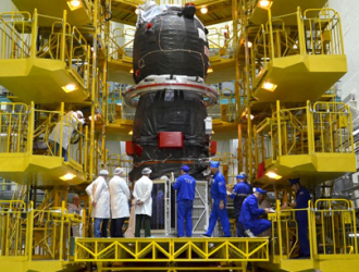 На Байконуре проверили солнечные батареи корабля «Прогресс МС-25»
