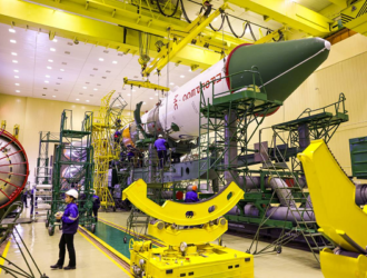 Завершена сборка ракеты для грузовика «Прогресс МС-25»