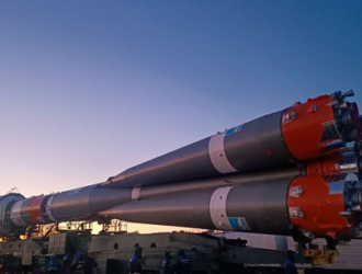 На Байконуре ракету «Союз-2.1б» с гидрометеорологическим спутником «Арктика-М» № 2 вывезли на стартовый комплекс