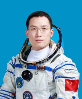 ЧЖАН ХУНЧЖАН