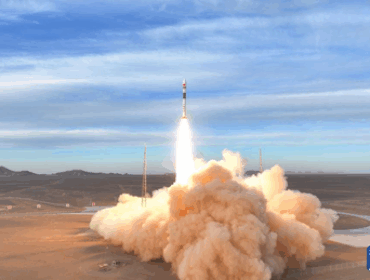 Два спутника контроля судоходства