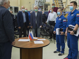 «Космическая» сессия экипажей продолжается