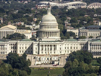 Конгрессмены США недовольны неудачами NASA в разработке новых скафандров