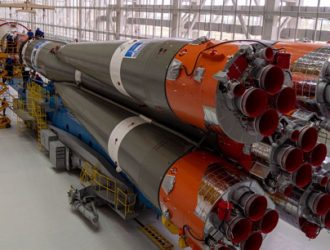 Госкомиссия одобрила вывоз ракеты со спутниками OneWeb на стартовый стол Восточного