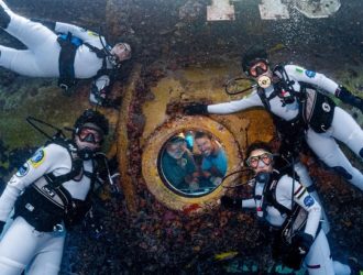 Под водой и под землей