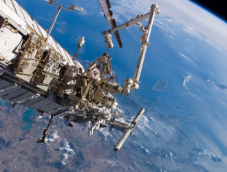 Источник назвал даты отправки на МКС двух российских модулей