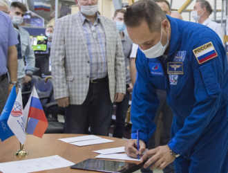 Командиры экипажей МКС-66 сдали экзамены по ручным динамическим режимам