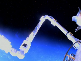 Российские космонавты завершили второй за время экспедиции выход в открытый космос