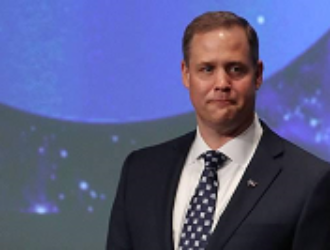 В NASA заявили, что вопрос о том, когда космонавты из РФ полетят на Crew Dragon, не решен