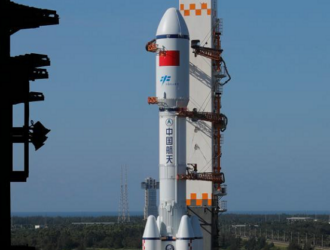 Китайский космический грузовик «Тяньчжоу-5» доставили на стартовую площадку