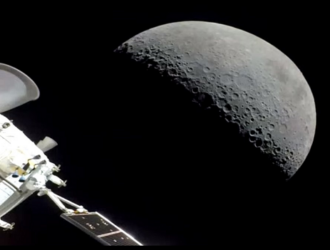 Orion успешно завершил свой заключительный манёвр у Луны