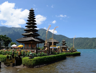 Индонезия предложила Илону Маску построить в стране площадку для запуска ракет