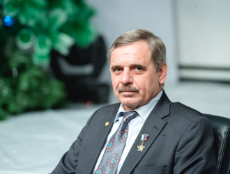 Михаил Корниенко назвал космический корабль КНР стимулом для России