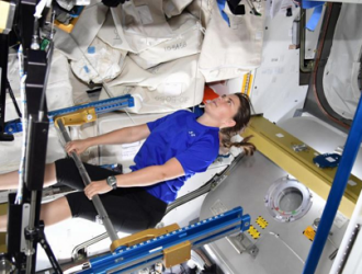 Корабль «Прогресс МС-21» приближается к МКС