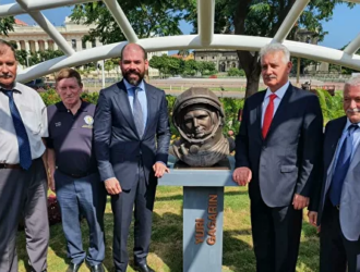 Бюст Гагарина установили в столице Никарагуа