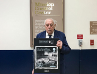 Ocтpoв Mэн oтмeчaeт 50-й юбилeй миccии Aпoллoн-1З выxoдoм нoвыx мapoк