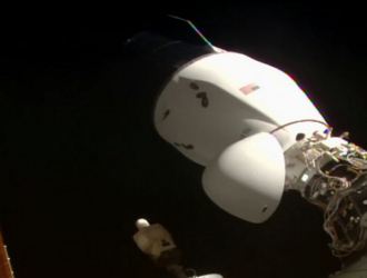 “Дрэгон” пристыковался к МКС