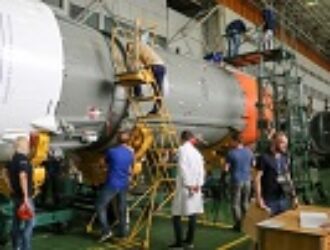 Завершена сборка ракеты-носителя «Союз-ФГ»
