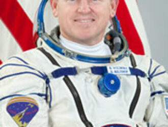 Биография бортинженера-2 корабля “Союз ТМА-14М” Барри Уилмора