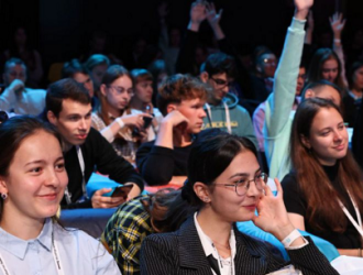 Борисов пообещал не смешивать задачи освоения космоса с политикой