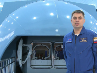Космонавт Роскосмоса Андрей Федяев готовится в США к полету на корабле Crew Dragon к МКС