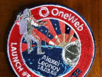 OneWeb посвящает очередной запуск космонавту Алексею Леонову