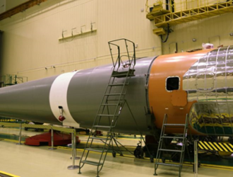 Продолжается подготовка ракеты-носителя под запуск корабля «Союз МС-20»