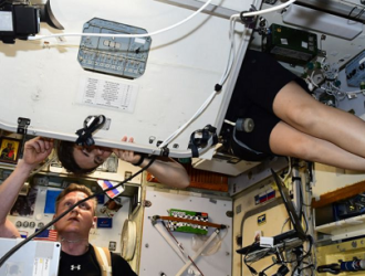 Космонавты на МКС готовятся к российскому выходу в открытый космос