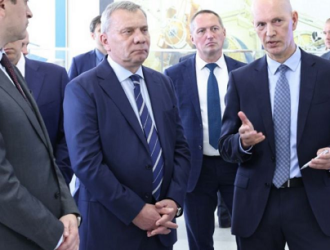 Юрий Борисов поставил перед ВНИИЭМ задачу серийного производства спутников