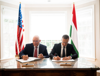 Венгрия подписала соглашение с Axiom об отправке своего астронавта