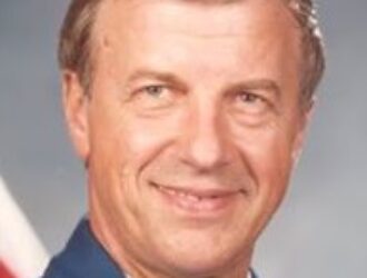 Умер американский астронавт Пол Вейтц