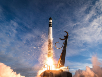Rocket Lab запустила ракету с двумя спутниками