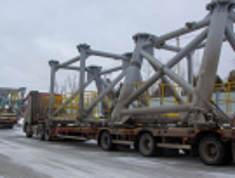 На Восточный прибыли составные части кабель-заправочной башни