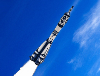 Специалисты оценили идею Рогозина рекламировать внутренний туризм на ракетах