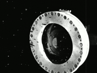 Американский зонд потерял часть забранного с поверхности астероида Бенну грунта
