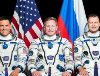 Межведомственная комиссия допустила экипажи МКС к предстартовой подготовке