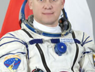 Биография бортинженера КК “Союз ТМА-12М” Олега Артемьева