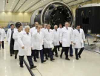 Юрий Борисов посетил с рабочим визитом ПО «Полет»