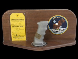 Джойстики космического корабля Аполлон-11 продали с аукциона