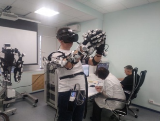 Космонавты Роскосмоса приняли участие в эксперименте по космической робототехнике