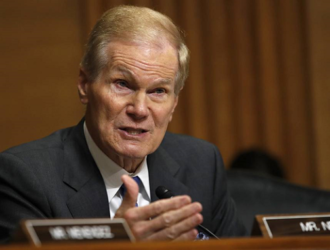 США планируют обеспечить возвращение своих астронавтов на Луну в 2025 году