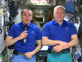 Поздравление экипажа МКС с годовщиной начала космической эры