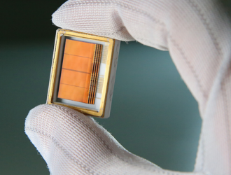 В РКС внедрили новейшую технологию 3D-сборки для производства аппаратуры новых российских спутников