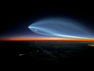 SpaceX запустила ракету с 53 спутниками сети Starlink