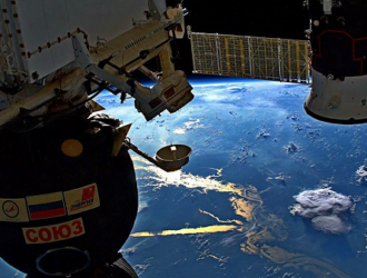 Экипаж МКС устранил утечку воздуха временными средствами